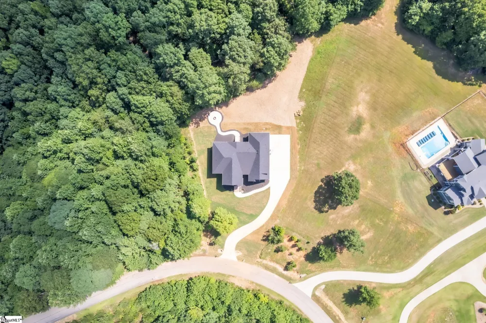 574 Paramount Drive Seneca, SC 29678
