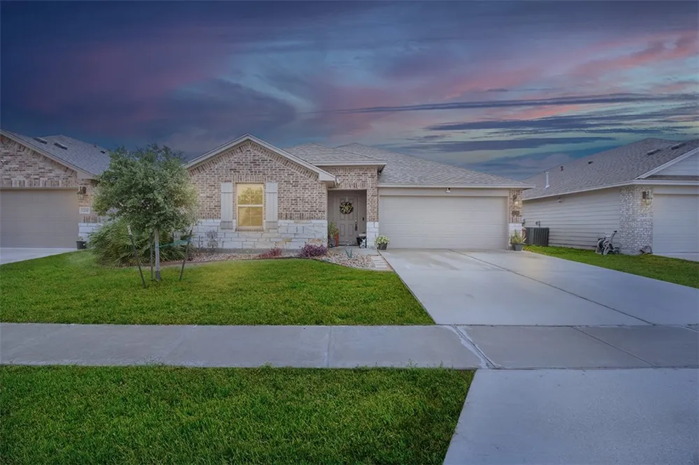 12106 Arya Lane Corpus Christi, TX 78410