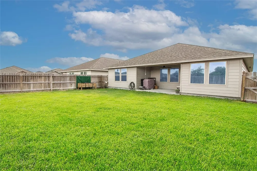 12106 Arya Lane Corpus Christi, TX 78410
