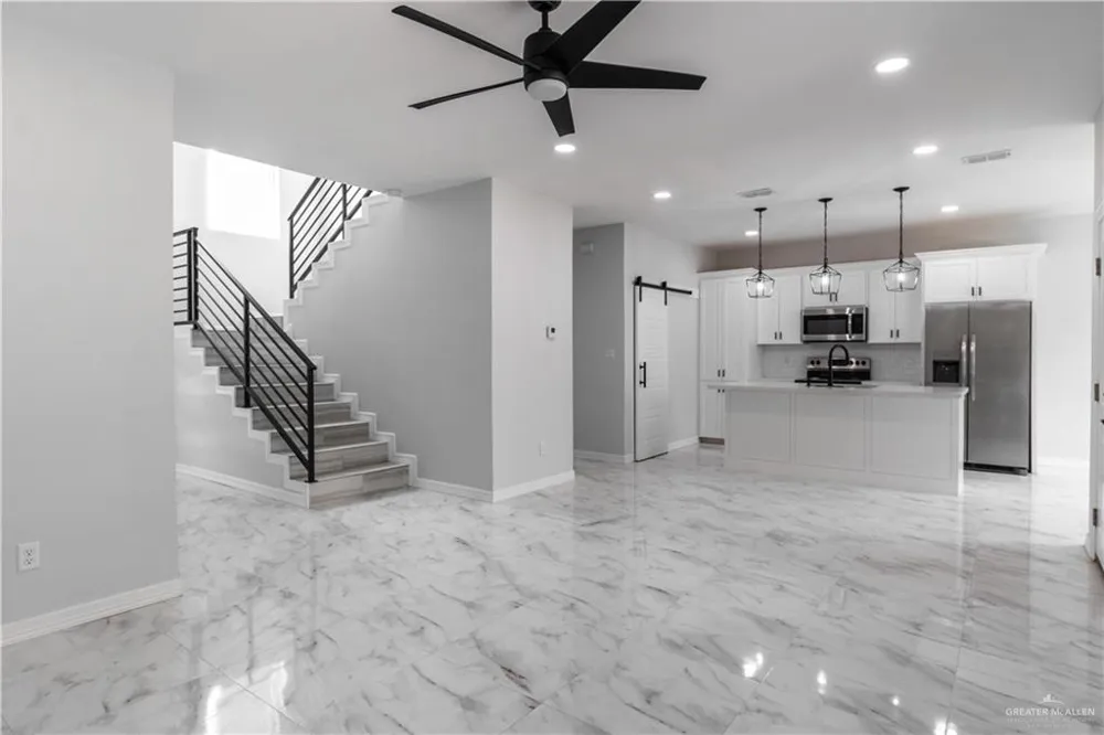 5318 Crown Point Pharr, TX 78577