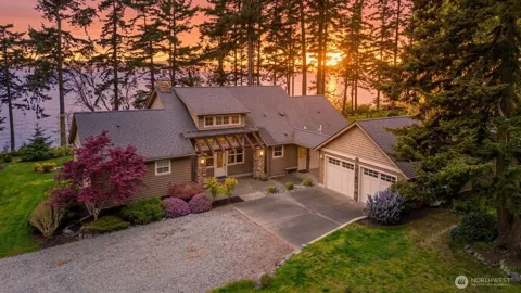 725 Sunset Drive