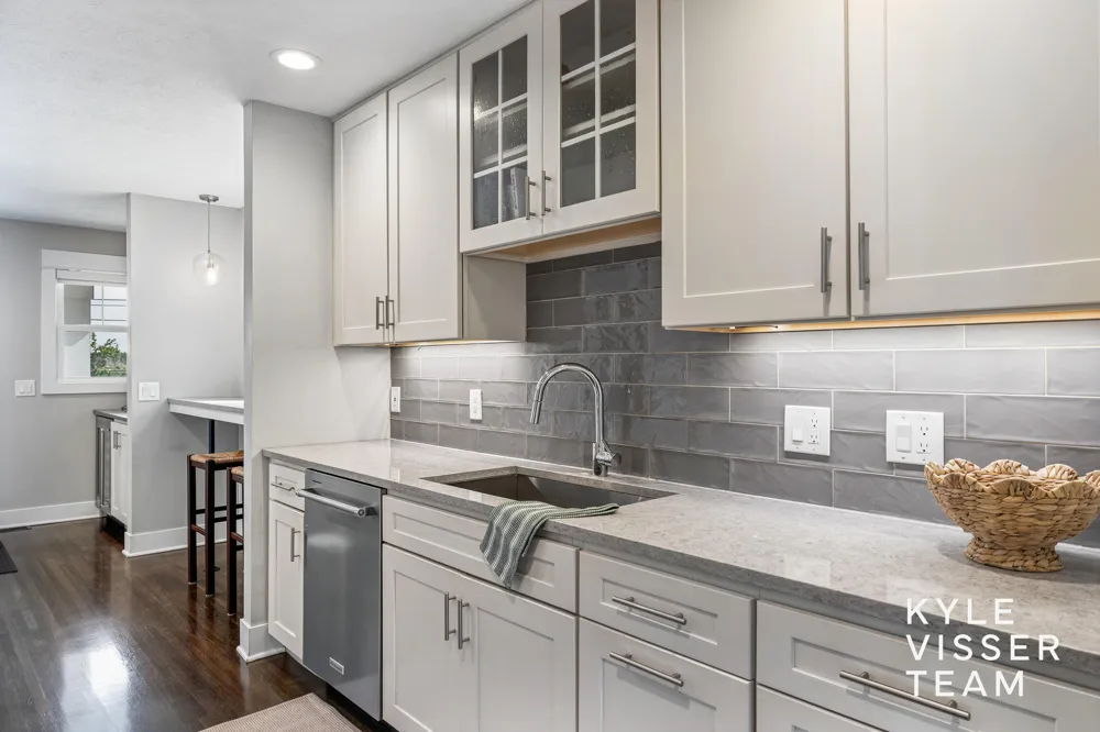 2412 Lake Drive SE East Grand Rapids City, MI 49506