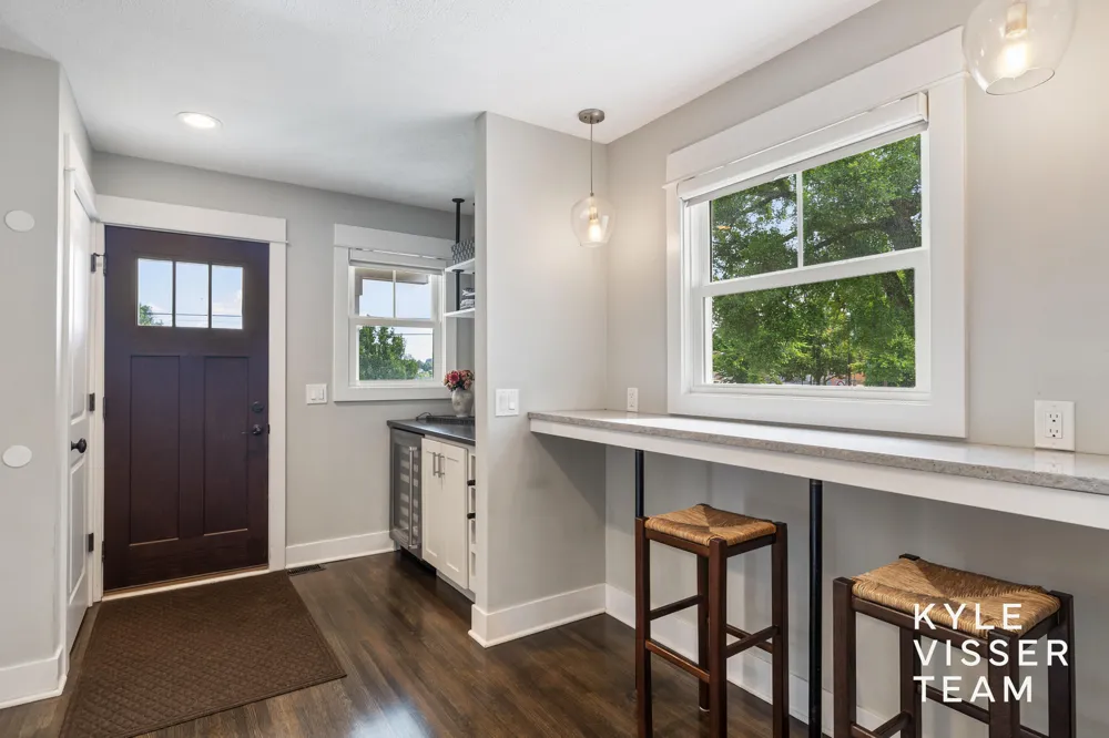 2412 Lake Drive SE East Grand Rapids City, MI 49506
