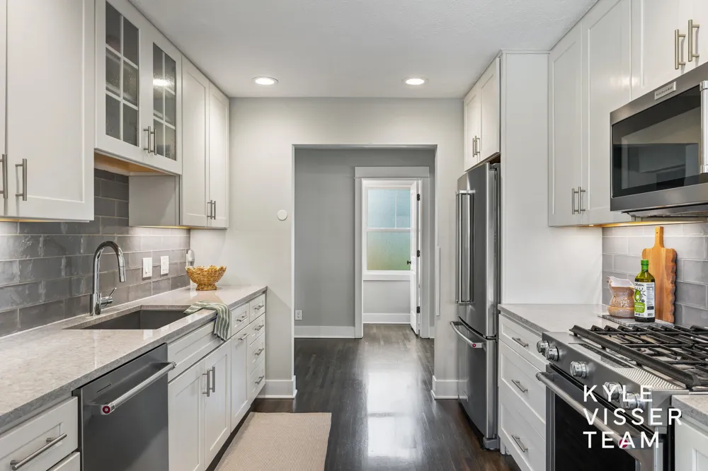 2412 Lake Drive SE East Grand Rapids City, MI 49506