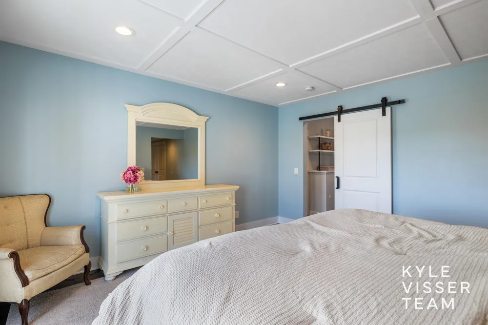 2412 Lake Drive SE East Grand Rapids City, MI 49506