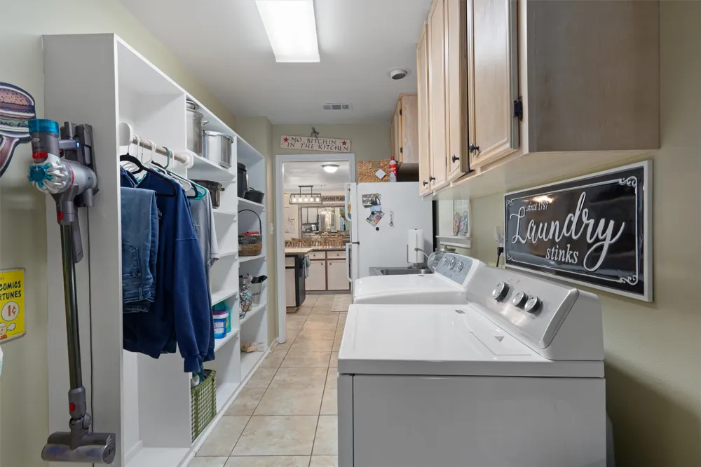 1172 County Road 418 Thorndale, TX 76577