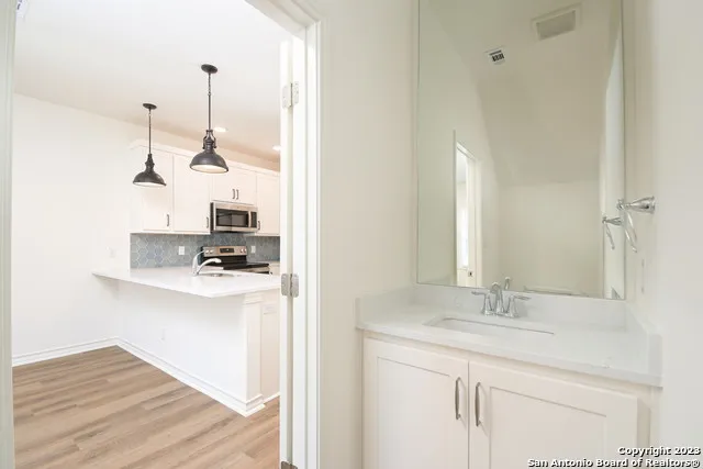 1818 Martin Luther King Unit 101 San Antonio, TX 78203