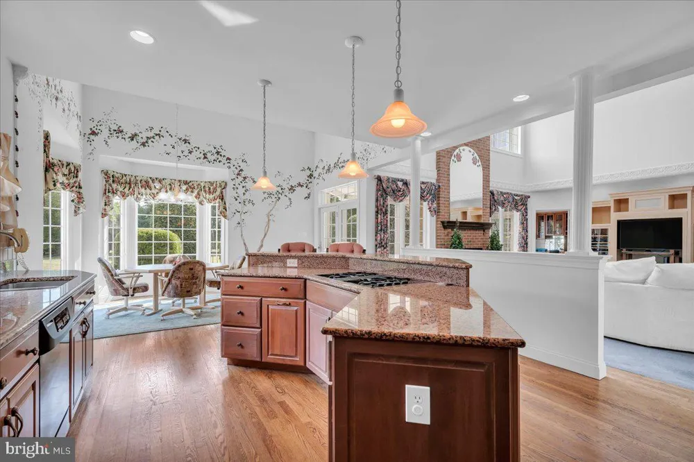 735 HARTFORD ROAD Moorestown, NJ 08057