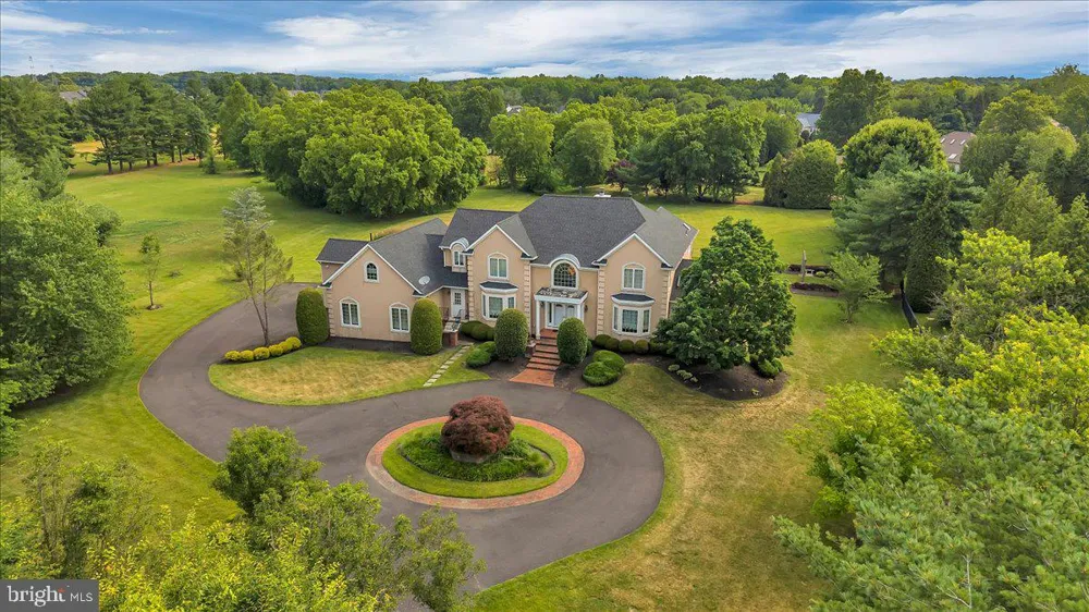 735 HARTFORD ROAD Moorestown, NJ 08057