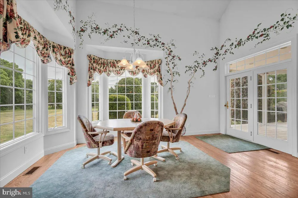 735 HARTFORD ROAD Moorestown, NJ 08057