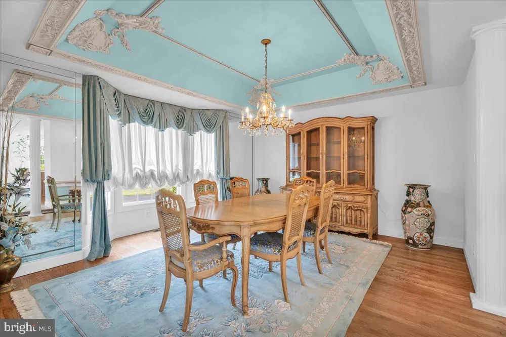 735 HARTFORD ROAD Moorestown, NJ 08057