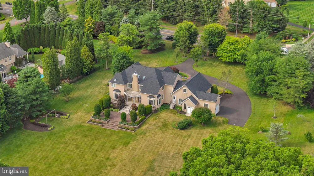 735 HARTFORD ROAD Moorestown, NJ 08057