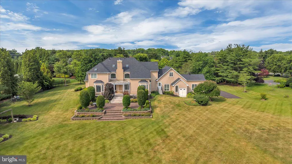 735 HARTFORD ROAD Moorestown, NJ 08057