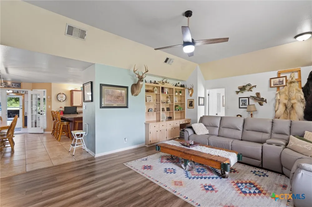 1172 County Road 418 Thorndale, TX 76577