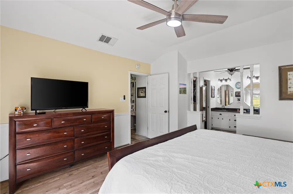 1172 County Road 418 Thorndale, TX 76577