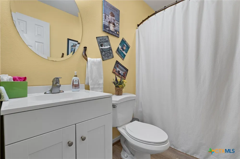 1172 County Road 418 Thorndale, TX 76577
