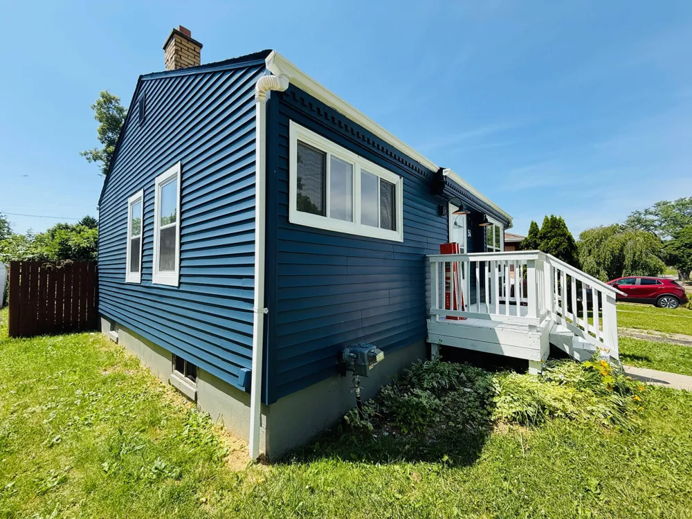 54 E Fairmount Avenue Pontiac, MI 48340