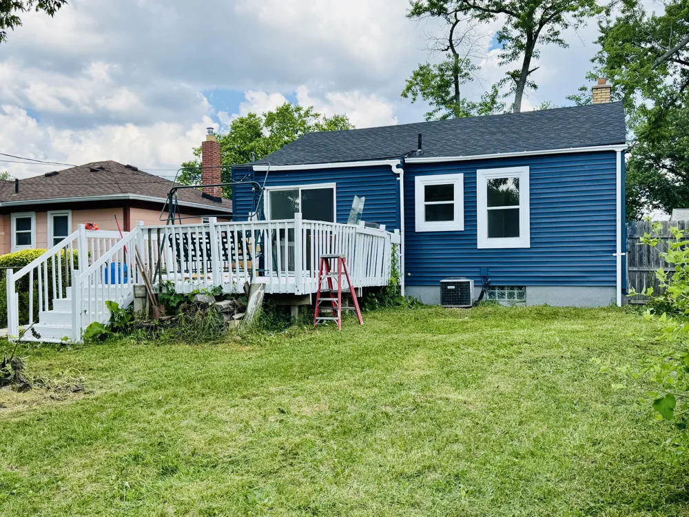54 E Fairmount Avenue Pontiac, MI 48340