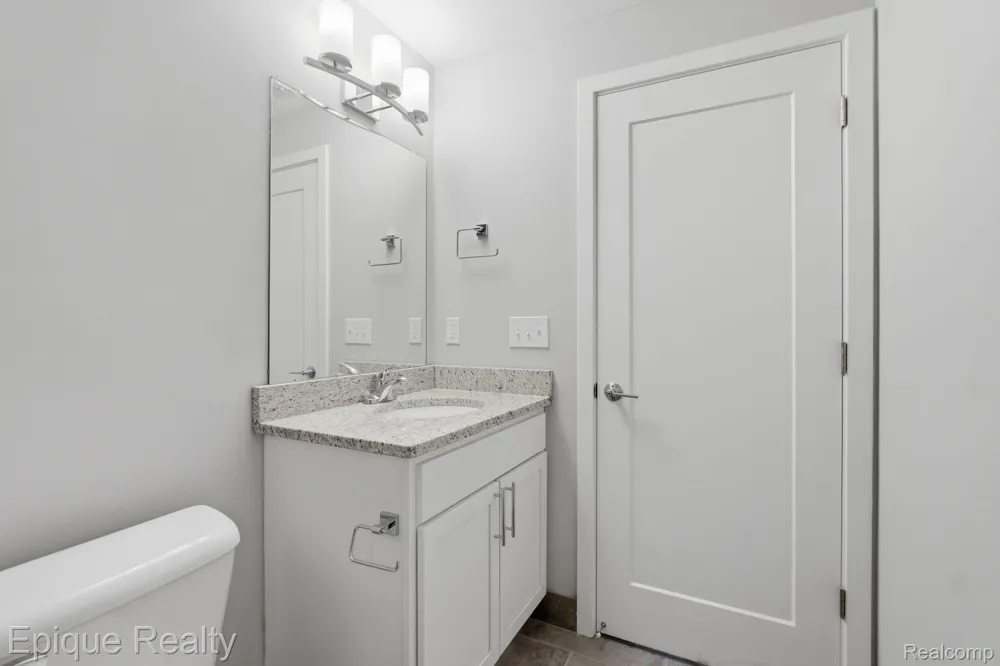 25495 Grandview Lane #25 Novi City, MI 48375