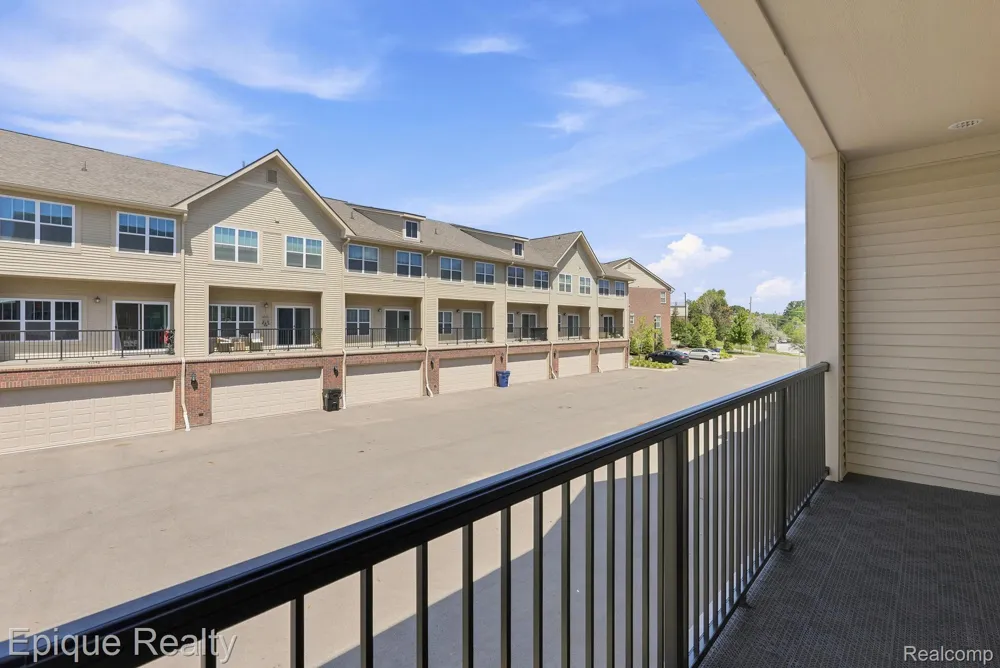 25495 Grandview Lane #25 Novi City, MI 48375