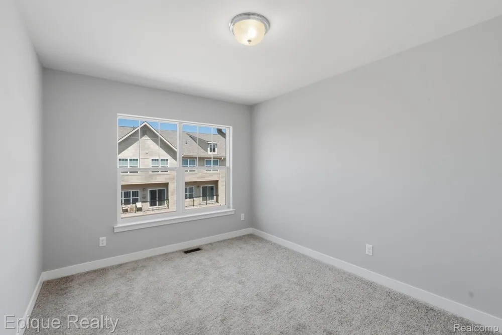25495 Grandview Lane #25 Novi City, MI 48375