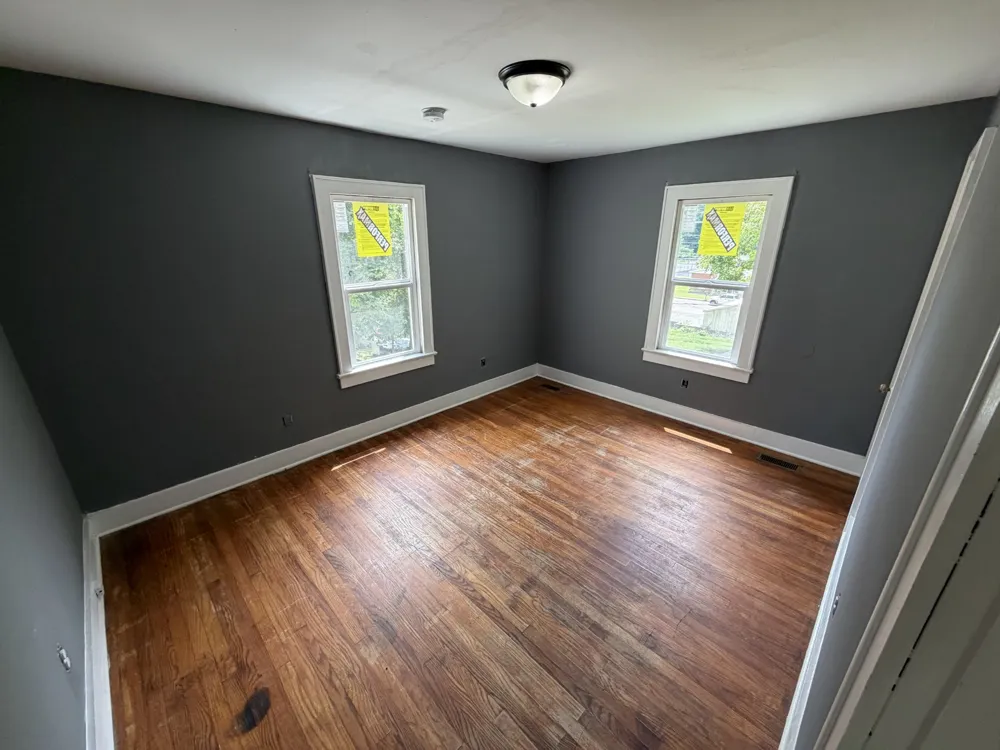 165 W Walnut St Erin, TN 37061