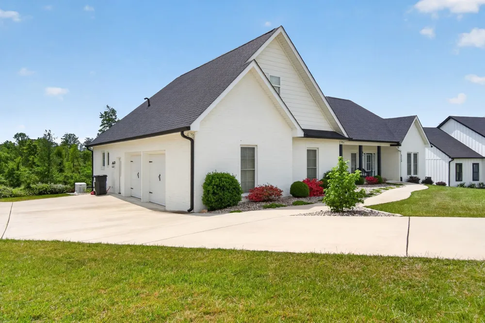 4068 Charlton Sq Cookeville, TN 38501