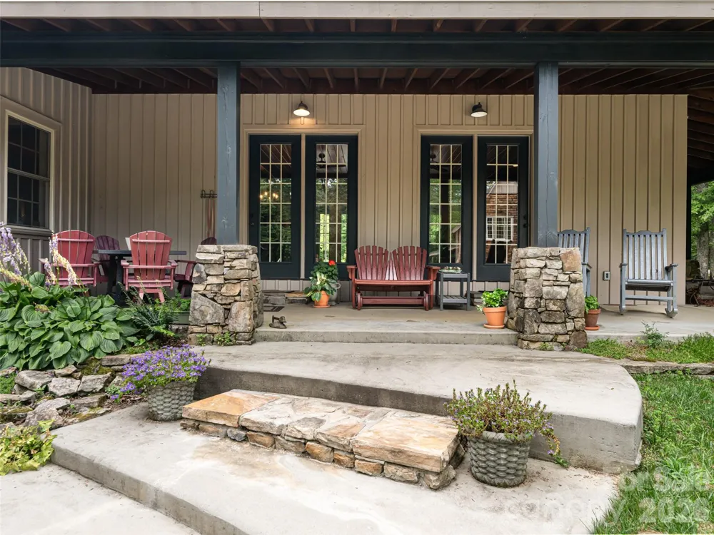 103 Old Saluda Drive #3A/3B Saluda, NC 28773