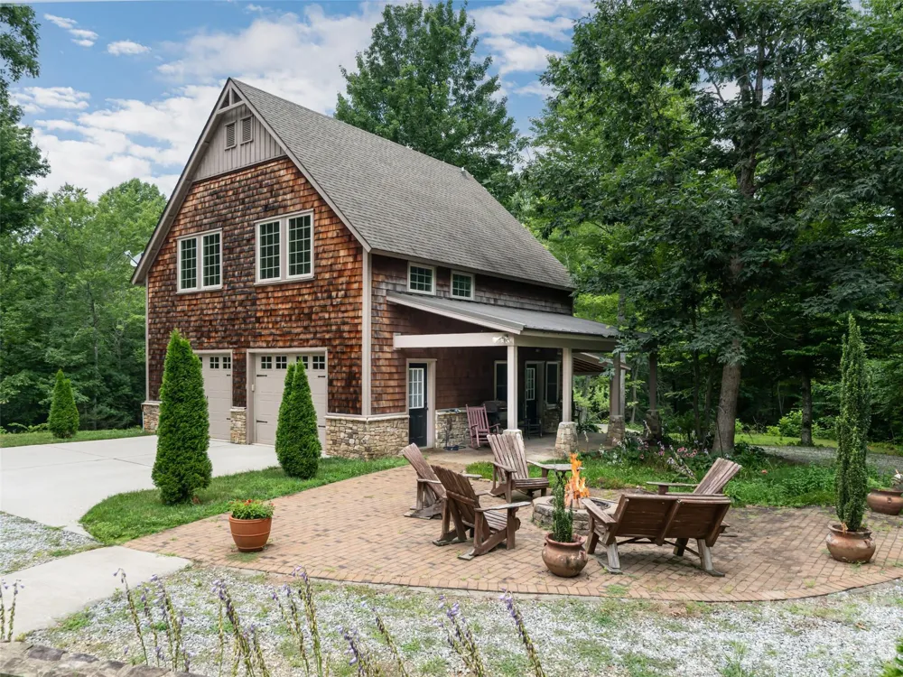 103 Old Saluda Drive #3A/3B Saluda, NC 28773