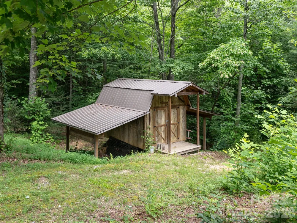 103 Old Saluda Drive #3A/3B Saluda, NC 28773