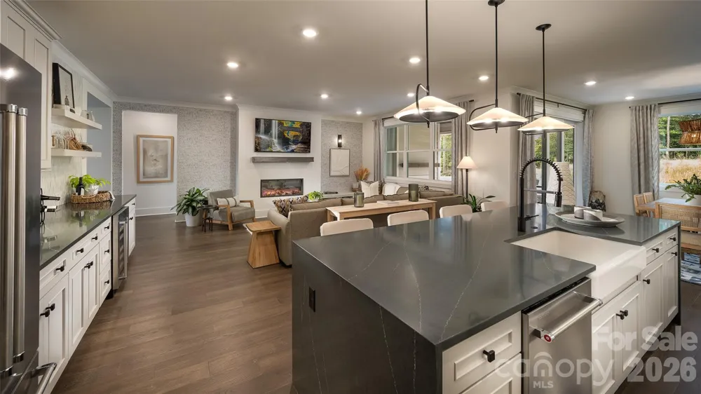 410 Benita Marie Drive Tega Cay, SC 29708