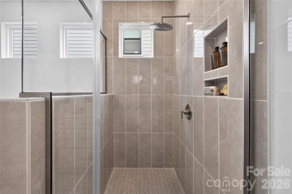 410 Benita Marie Drive Tega Cay, SC 29708