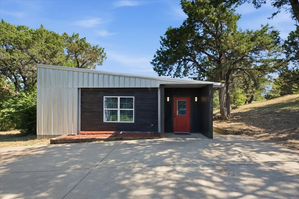209 Timberline Drive Whitney, TX 76692