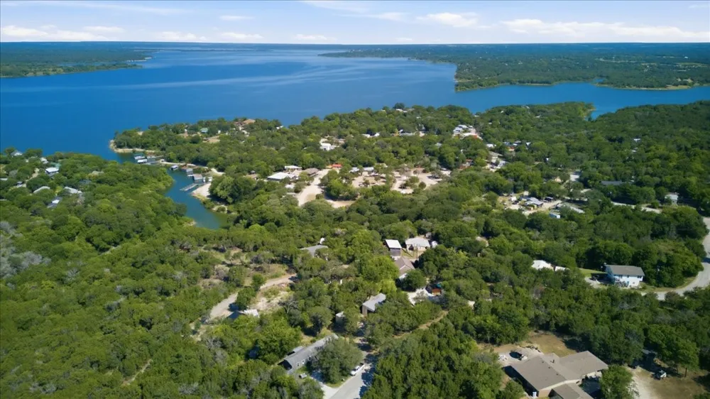 209 Timberline Drive Whitney, TX 76692