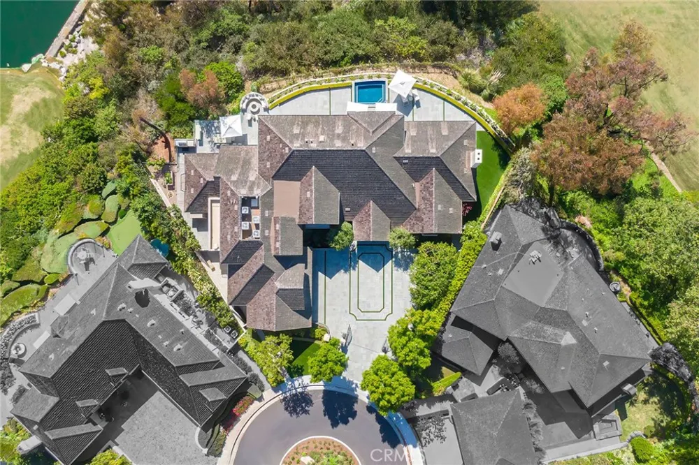 1 Cypress Point Lane Newport Beach, CA 92660