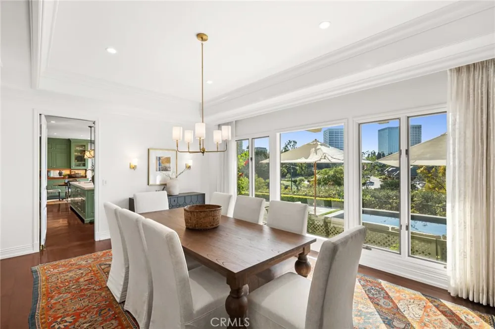 1 Cypress Point Lane Newport Beach, CA 92660