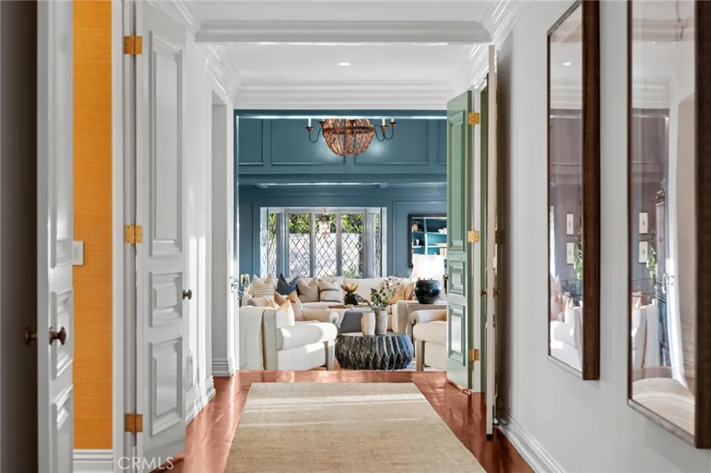1 Cypress Point Lane Newport Beach, CA 92660