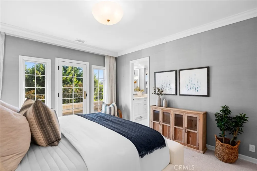 1 Cypress Point Lane Newport Beach, CA 92660