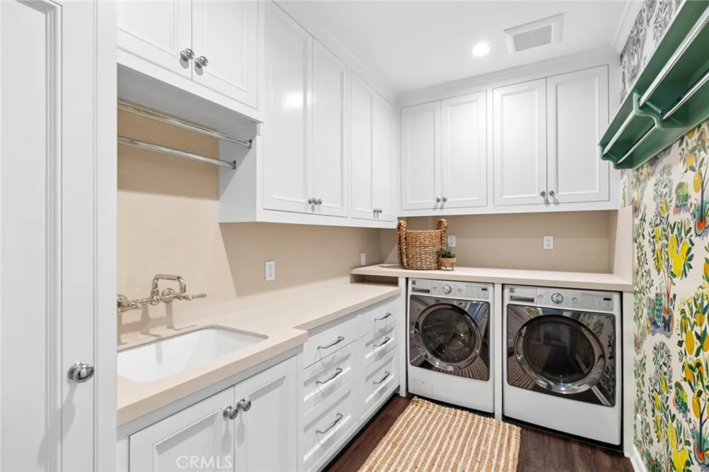 1 Cypress Point Lane Newport Beach, CA 92660