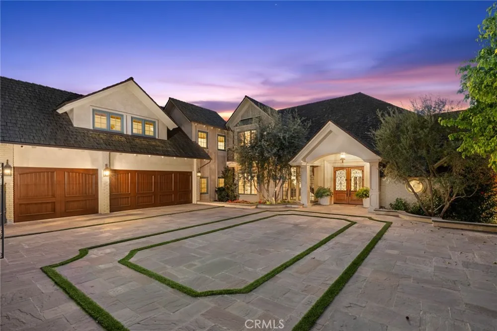 1 Cypress Point Lane Newport Beach, CA 92660
