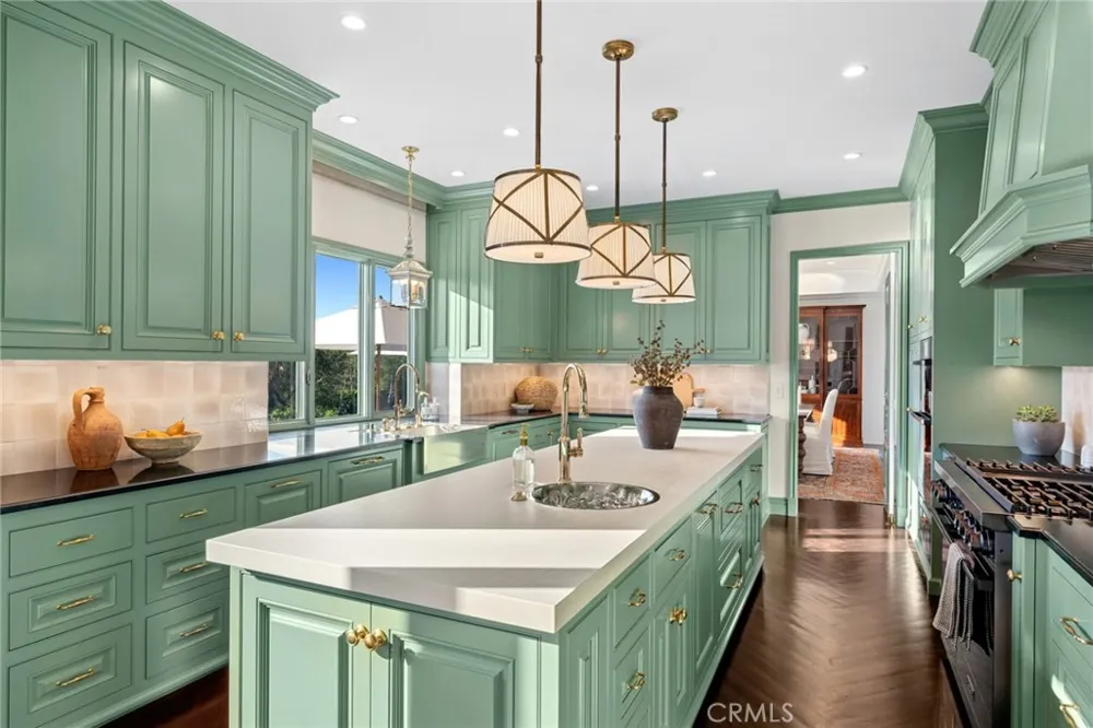 1 Cypress Point Lane Newport Beach, CA 92660