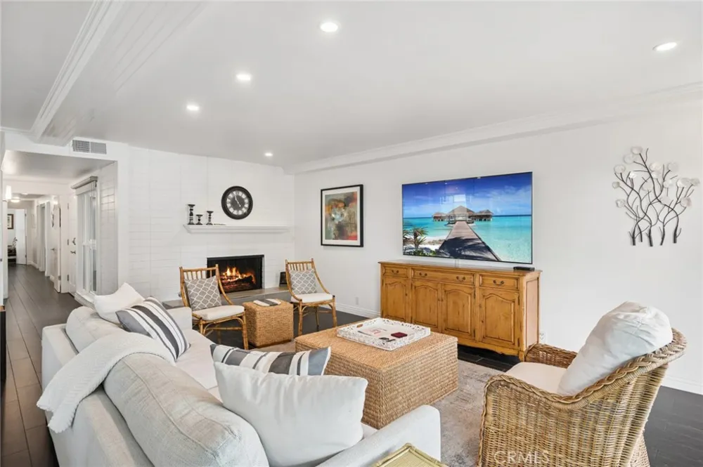 618 Acacia Corona del Mar, CA 92625