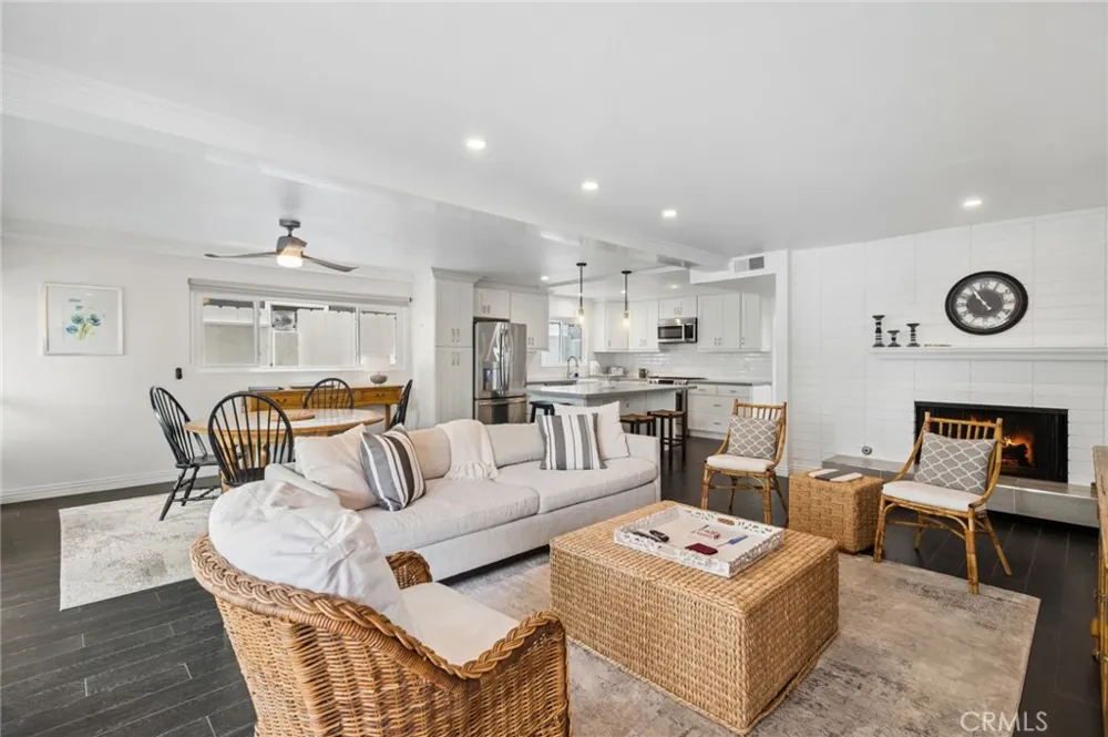 618 Acacia Corona del Mar, CA 92625