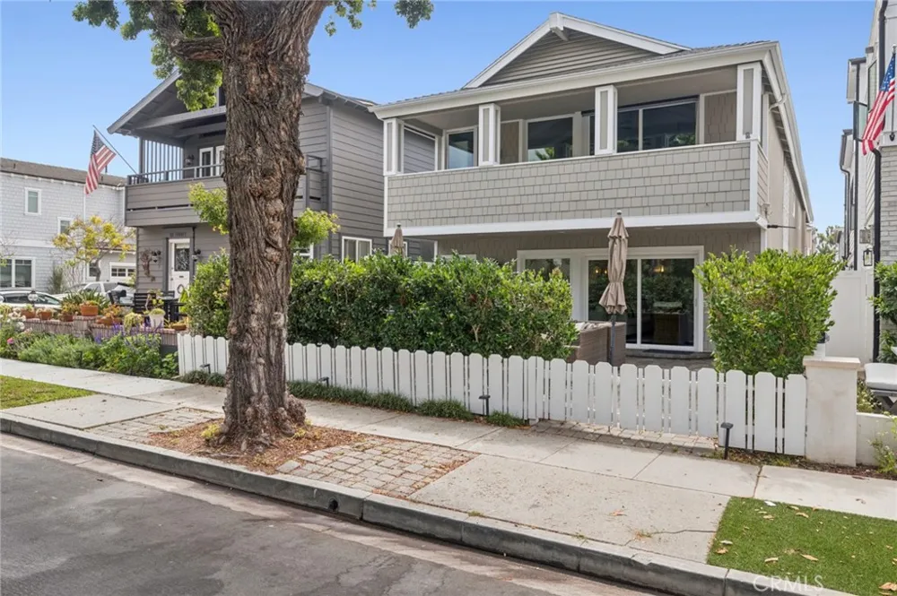 618 Acacia Corona del Mar, CA 92625