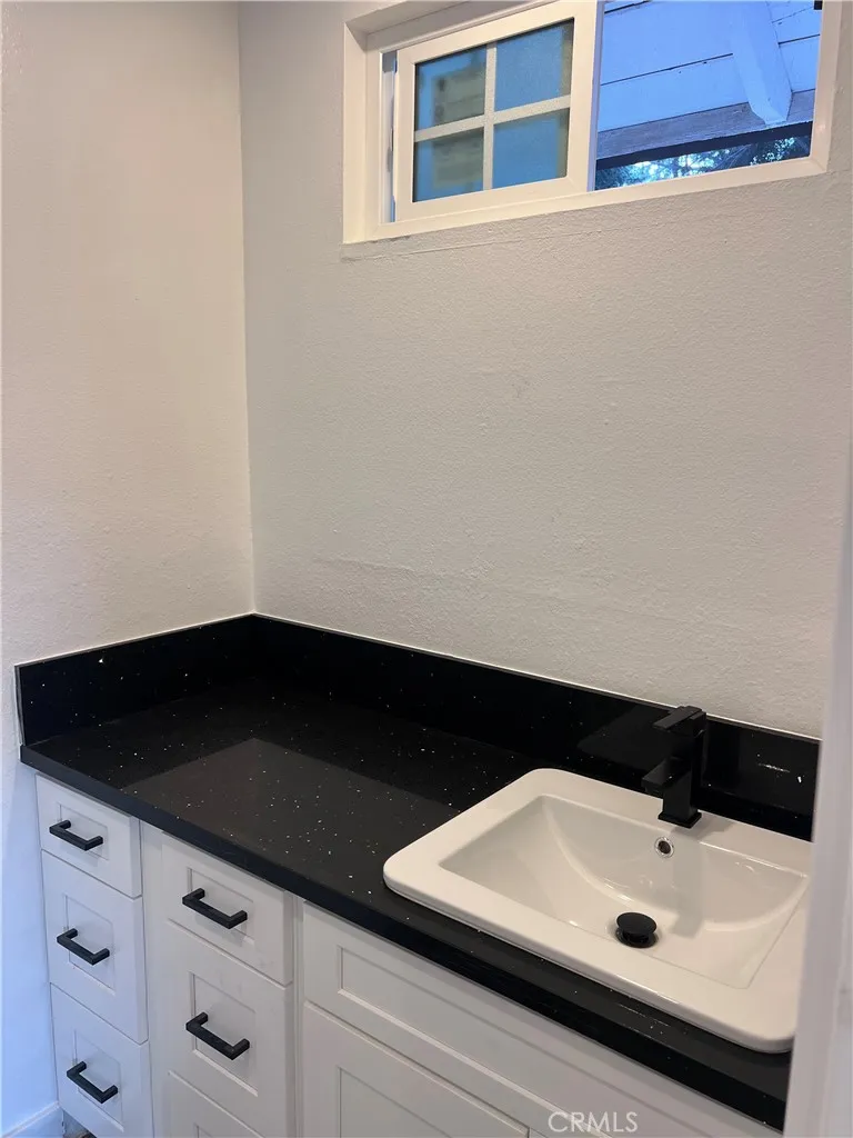 195 Masters Riverside, CA 92507