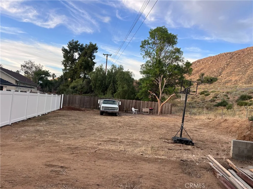 195 Masters Riverside, CA 92507