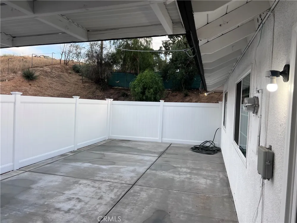 195 Masters Riverside, CA 92507