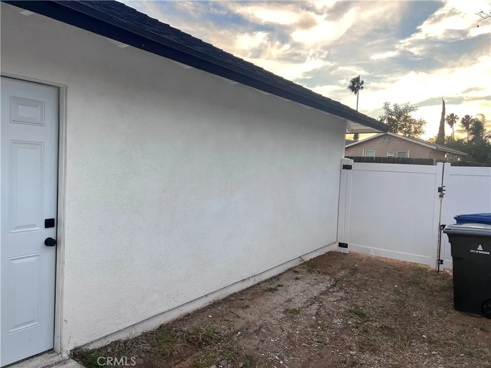 195 Masters Riverside, CA 92507