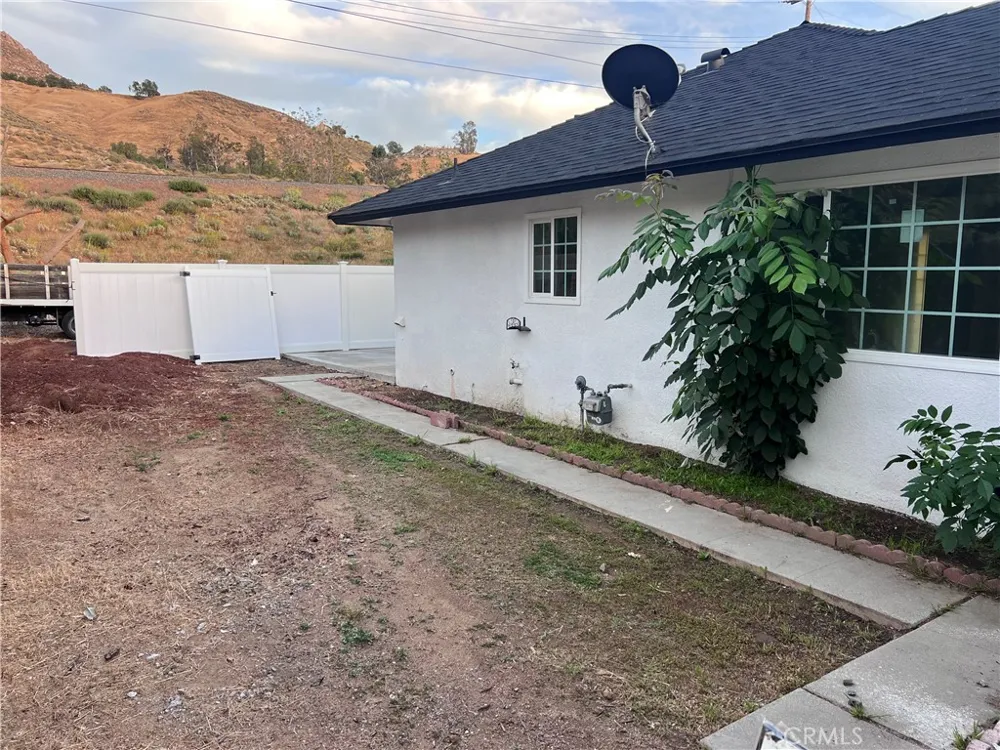 195 Masters Riverside, CA 92507