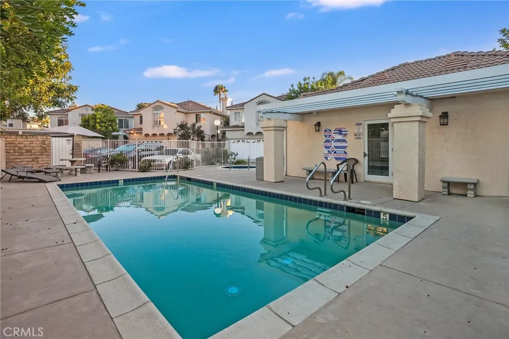 8300 Chelsea Lane West Hills, CA 91304